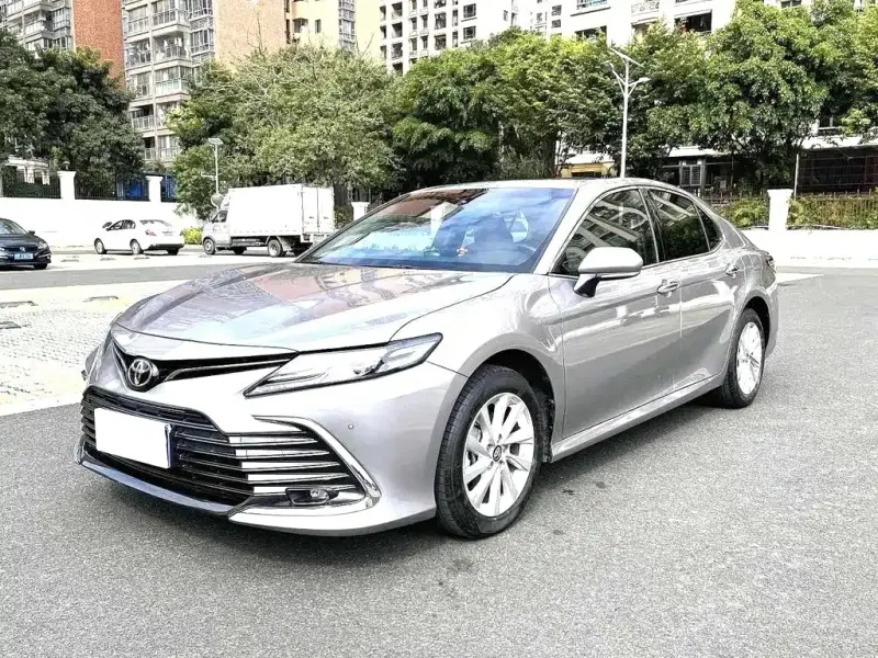 Toyota Camry, 2023