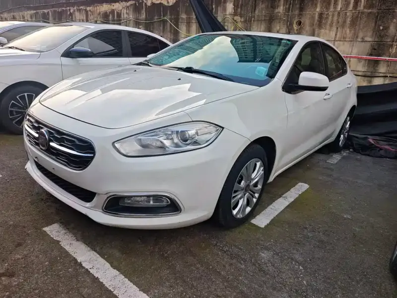 Fiat Viaggio, 2015