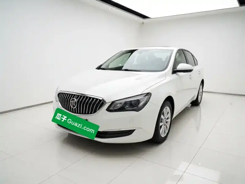 Buick Excelle, 2015