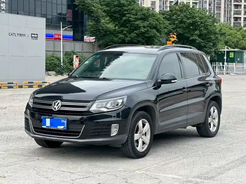 Volkswagen Tiguan, 2014