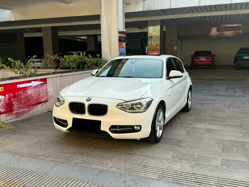 BMW 1 Series (Import), 2012
