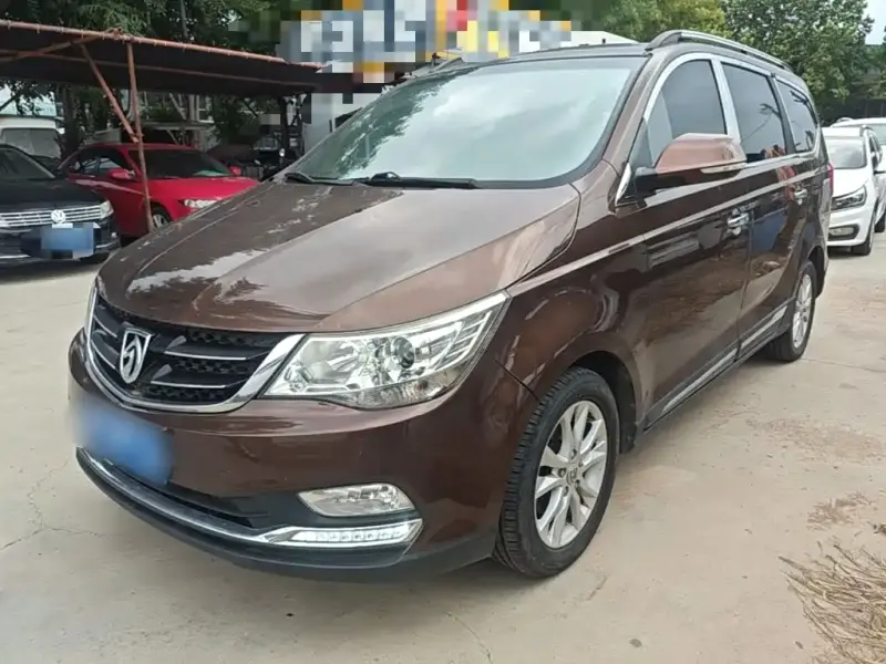 Baojun 730, 2017