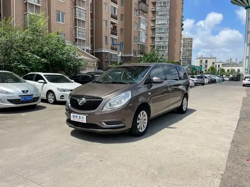 Buick GL8, 2018
