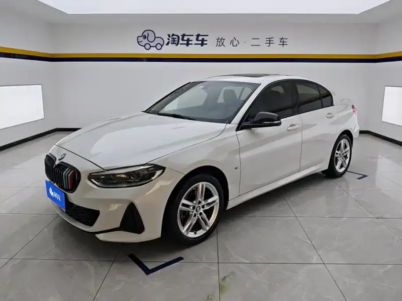 BMW 1 Series, 2021