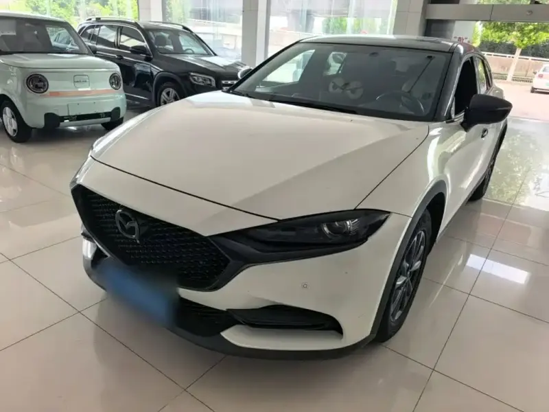 Mazda CX-4, 2021