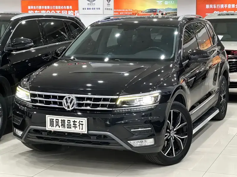 Volkswagen Tiguan L, 2018