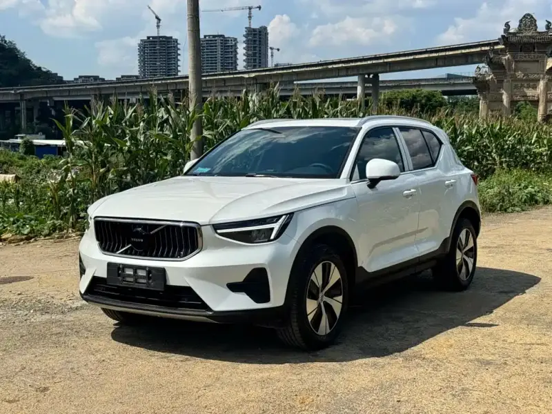 Volvo XC40, 2024