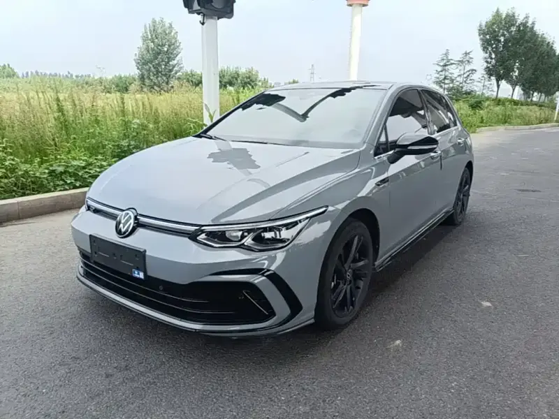 Volkswagen Golf, 2021