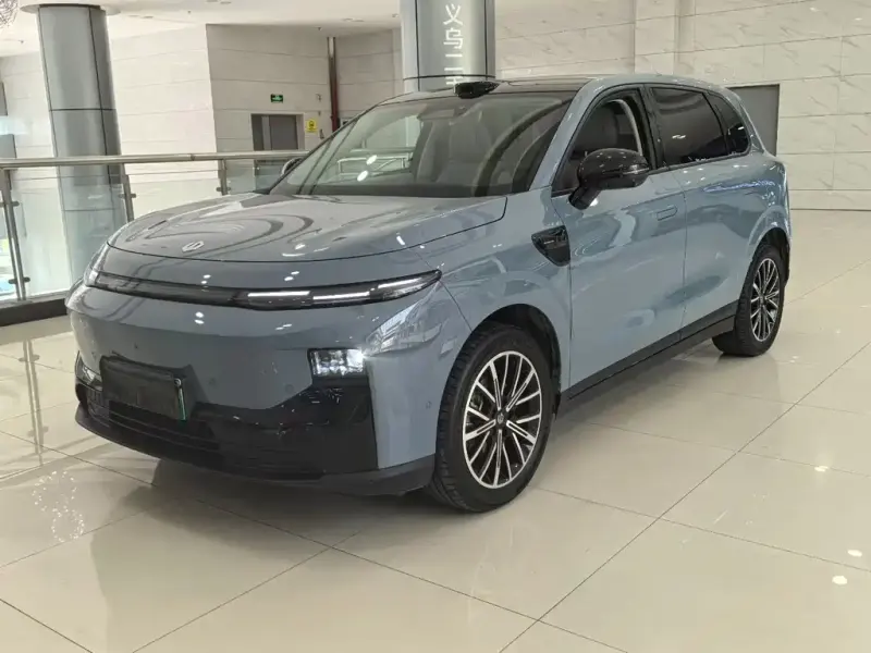 Leapmotor B10, 2025