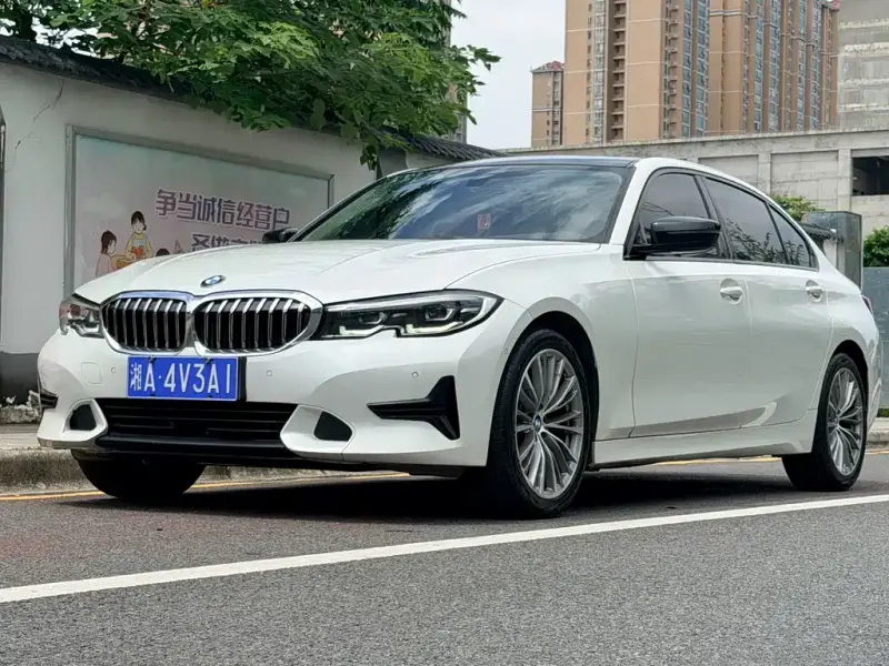 BMW 3 Series, 2019