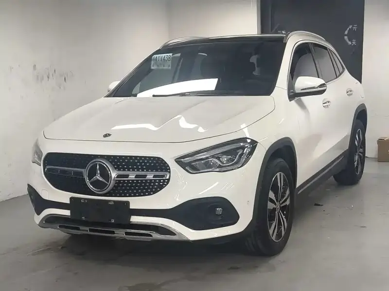 Mercedes-Benz GLA, 2021
