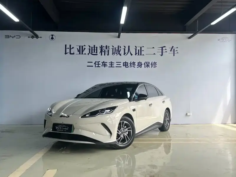 BYD 06, 2025