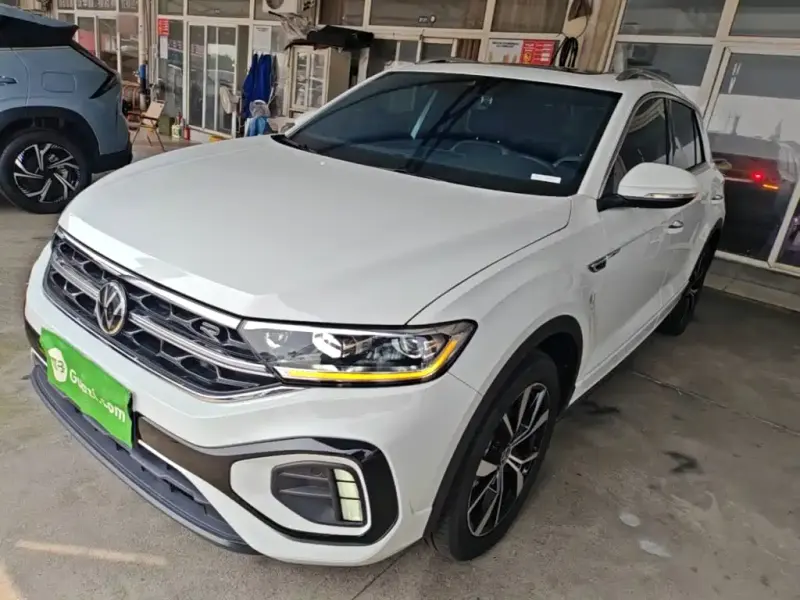 Volkswagen T-Roc, 2025