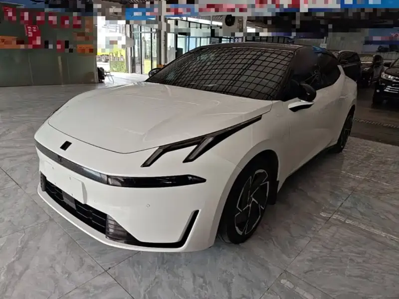 Lynk & Co 07 EM-P, 2025
