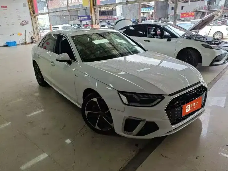 Audi A4L, 2020