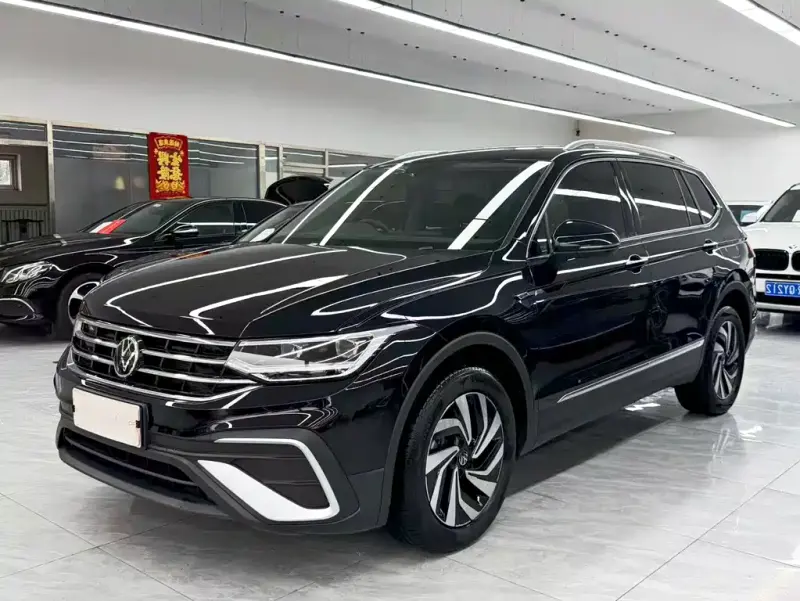 Volkswagen Tiguan L, 2022