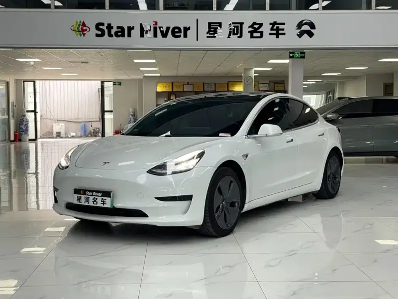Tesla Model 3, 2020