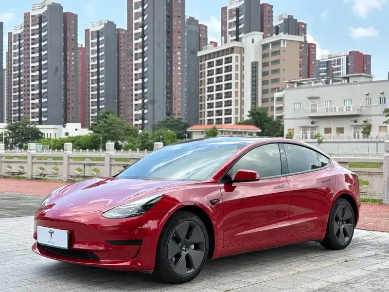 Tesla Model 3, 2021