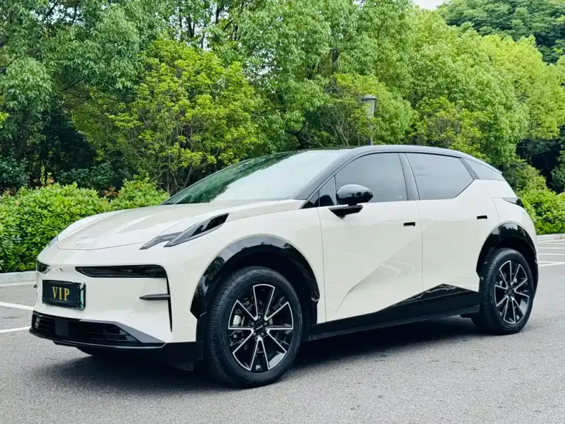 Zeekr X, 2024