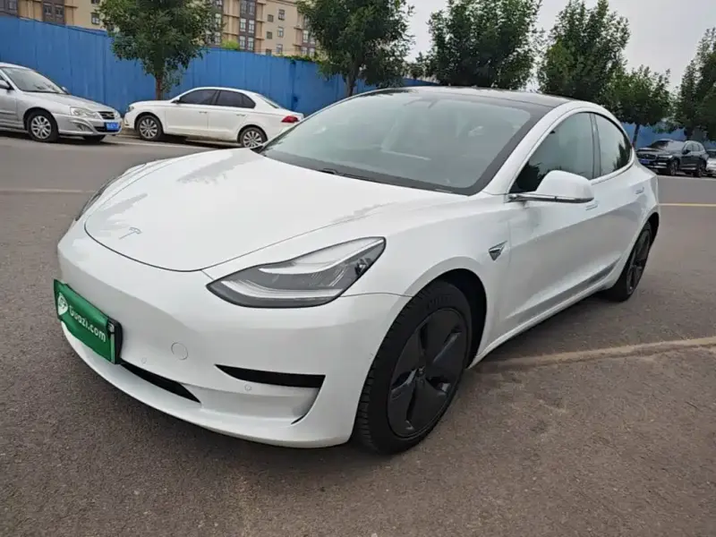 Tesla Model 3, 2020