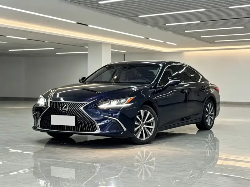 Lexus ES, 2020