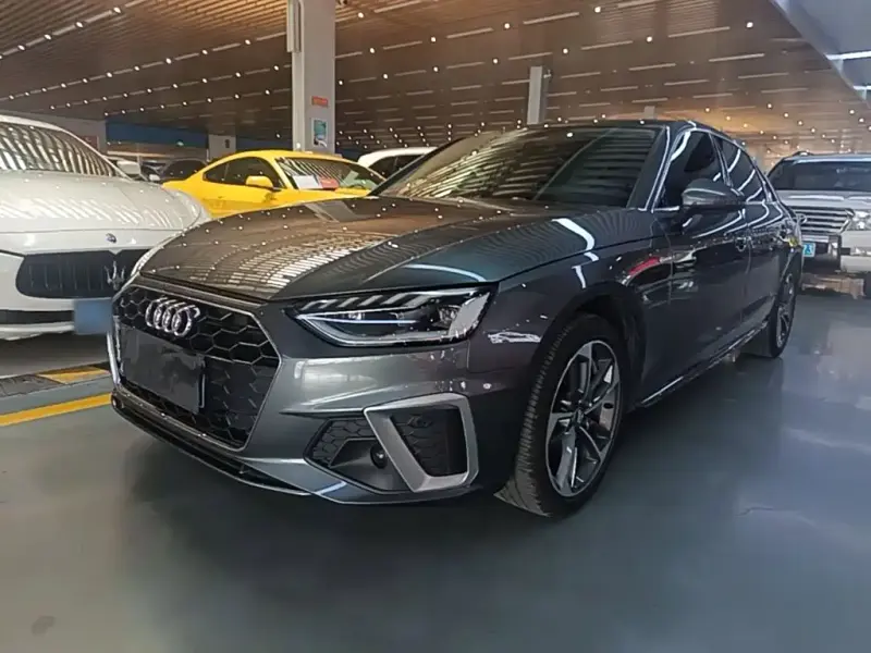 Audi A4L, 2021