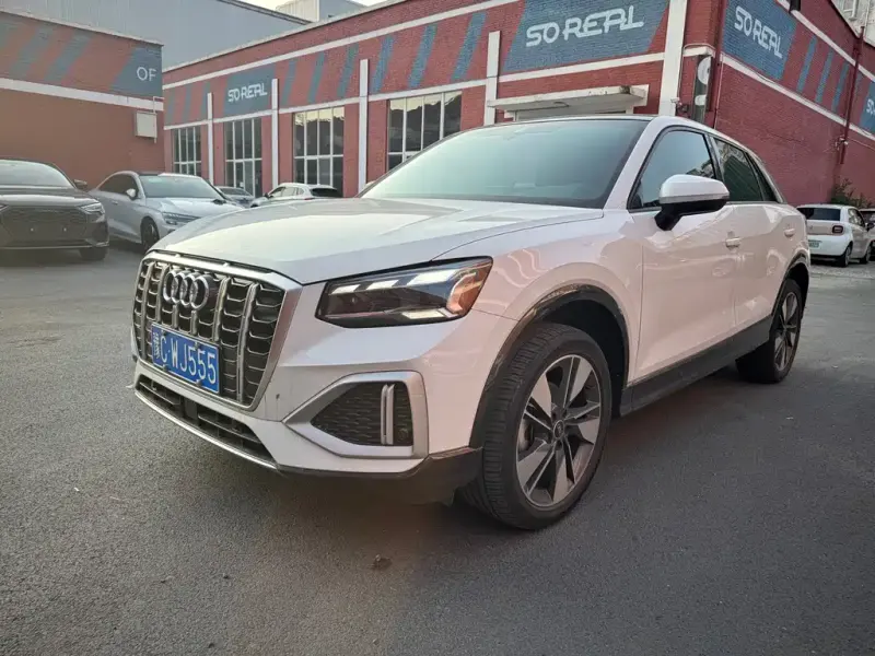 Audi Q2L, 2022