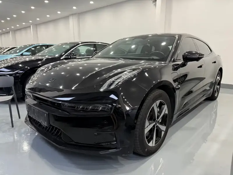 Zeekr 001, 2023