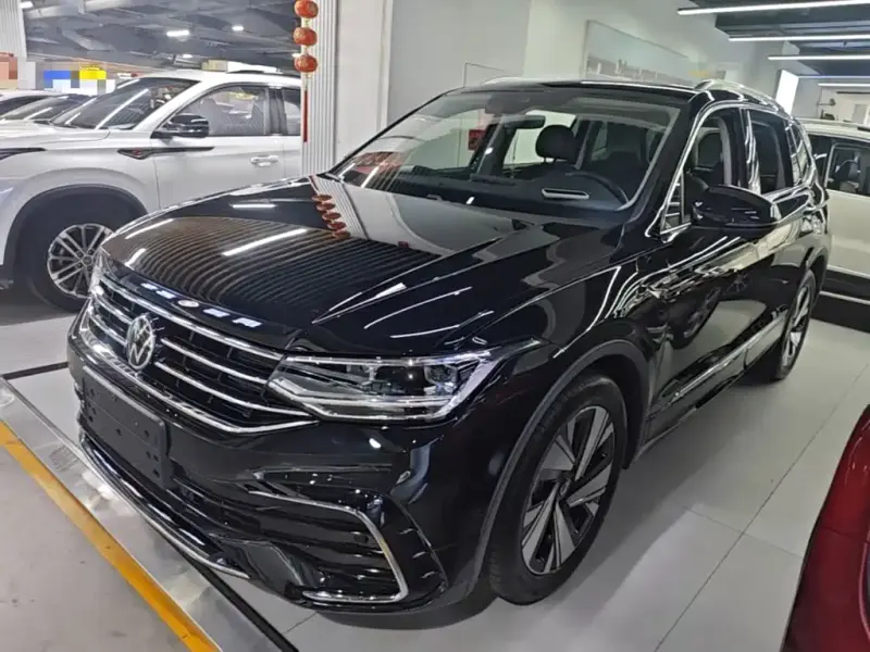 Volkswagen Tiguan L, 2023
