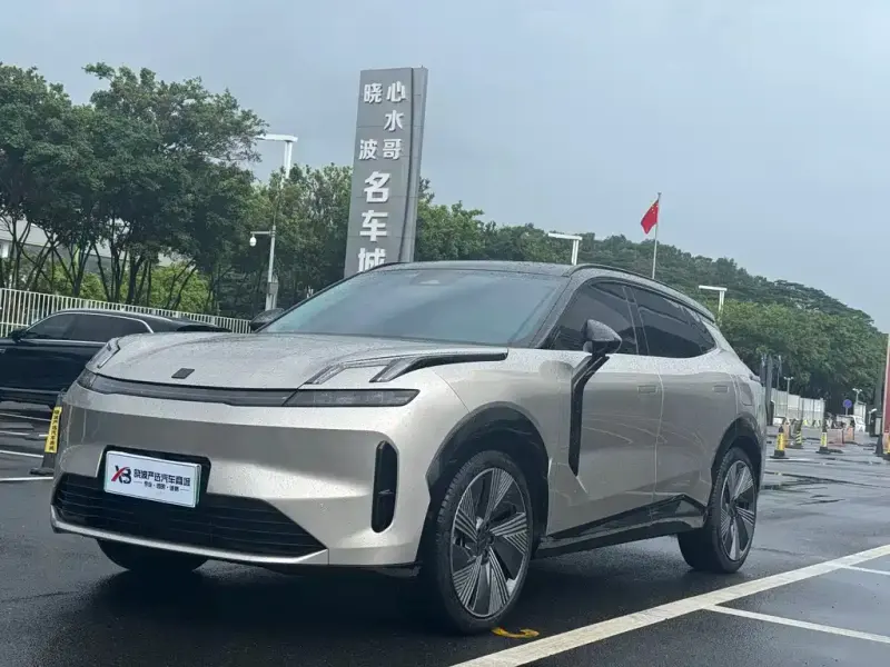 Lynk & Co 08 EM-P, 2024