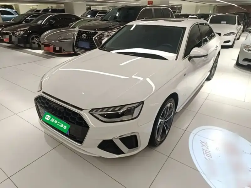 Audi A4L, 2021