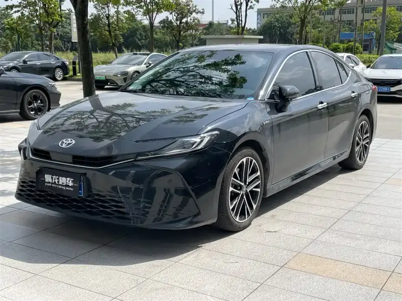 Toyota Camry, 2025