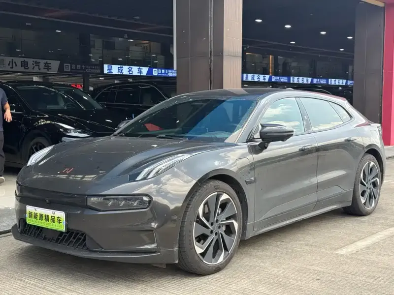 Zeekr 001, 2022