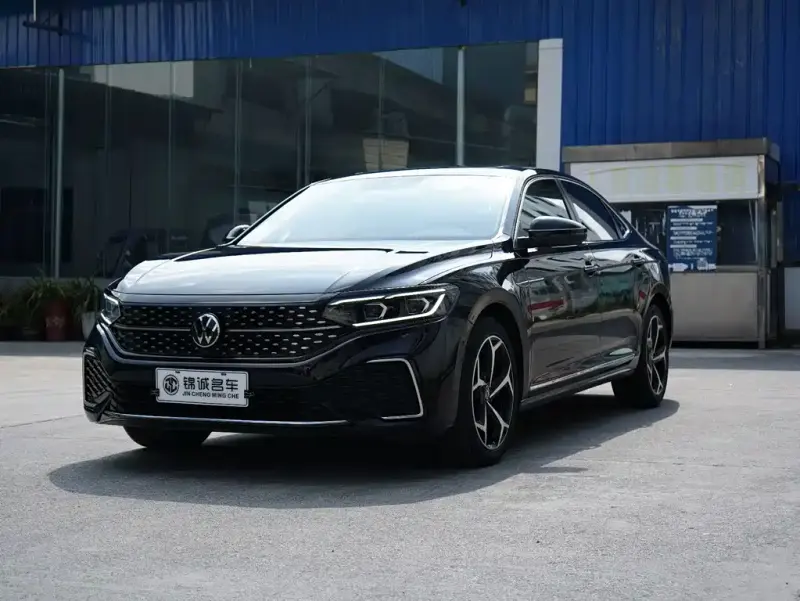 Volkswagen Passat, 2023