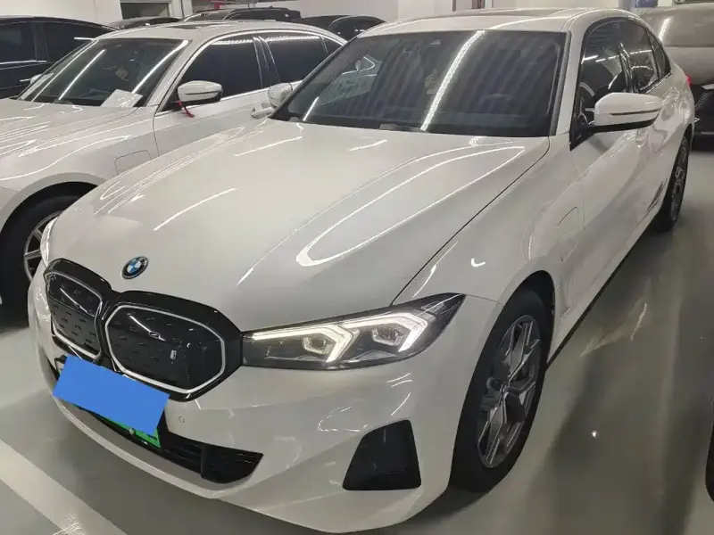 BMW i3, 2025