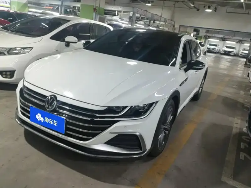 Volkswagen CC, 2023
