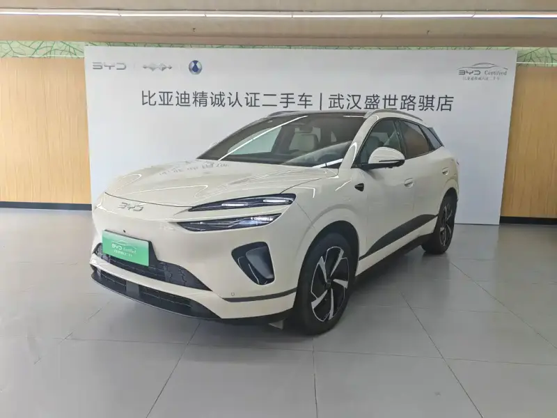 BYD 06, 2025