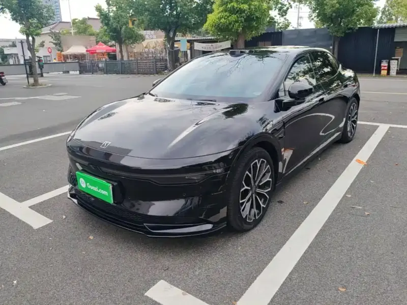 Zeekr 007, 2024