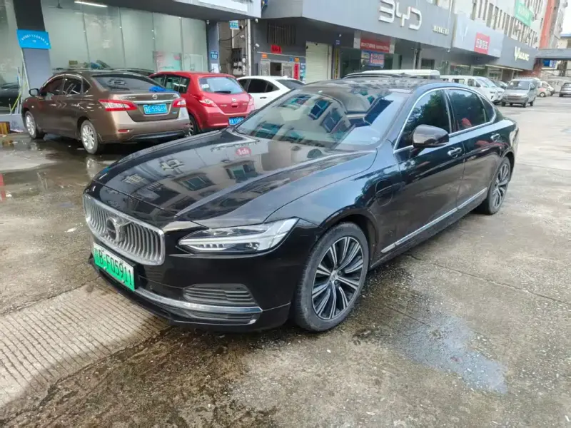 Volvo S90 PHEV, 2021