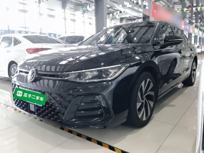 Volkswagen Passat, 2025