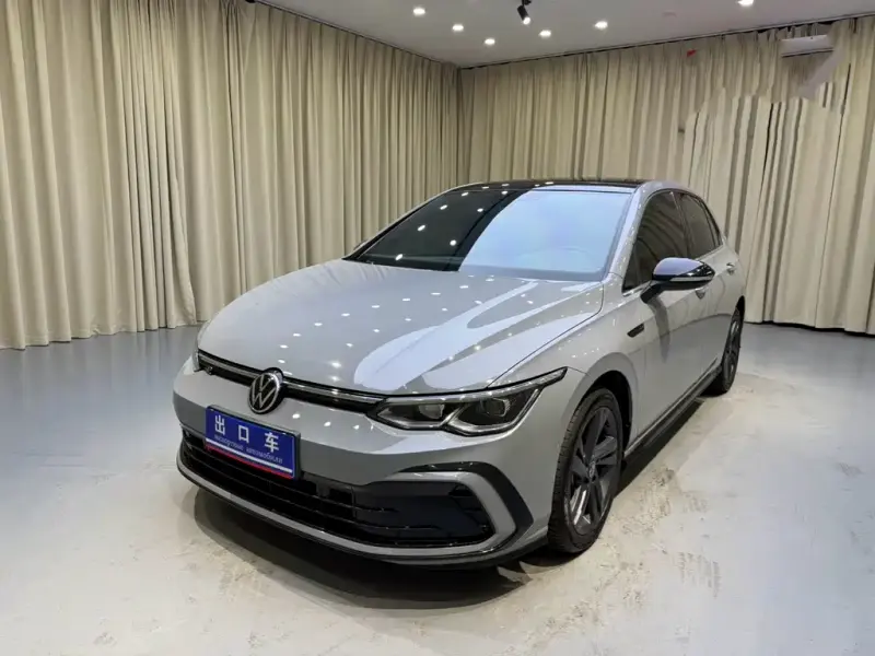 Volkswagen Golf, 2023