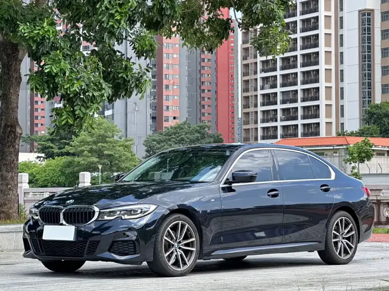 BMW 3 Series, 2022