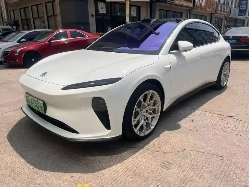 NIO ET5, 2025