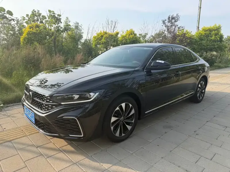 Volkswagen Passat, 2022