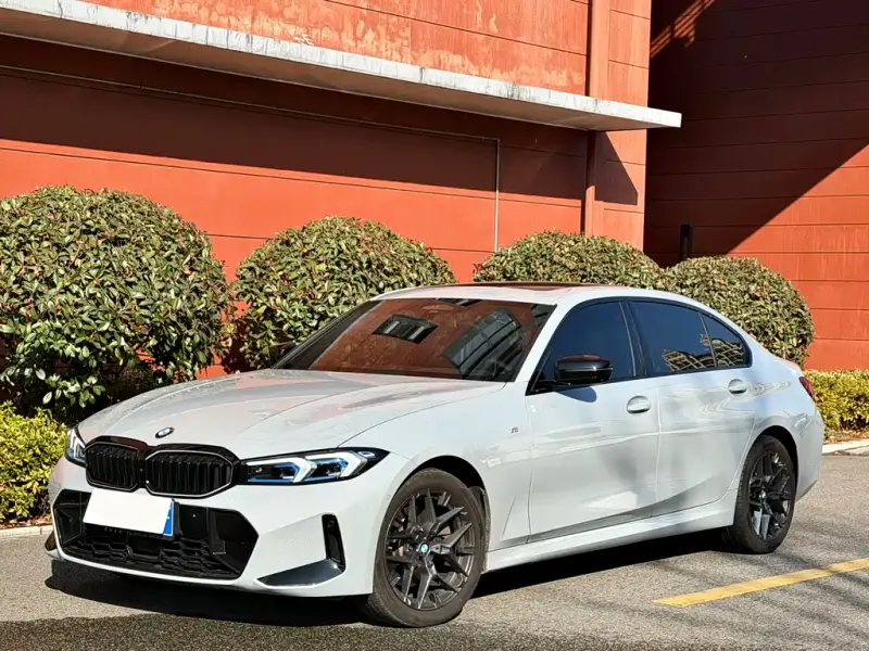 BMW 3 Series, 2025