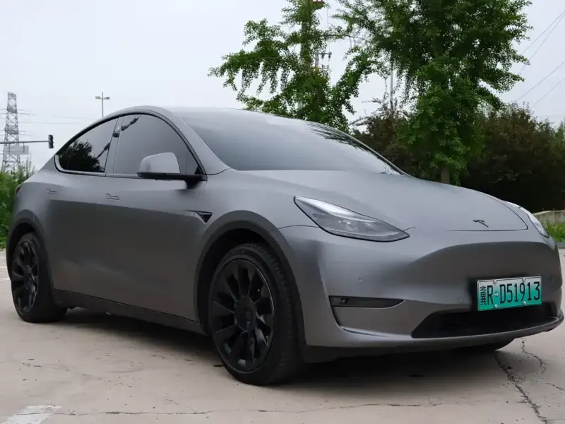 Tesla Model Y, 2021