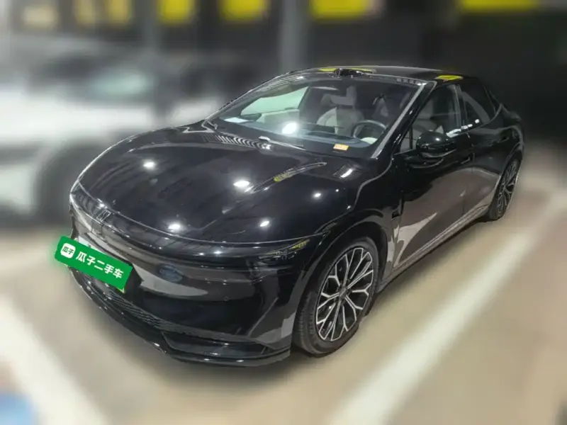Zeekr 007, 2024