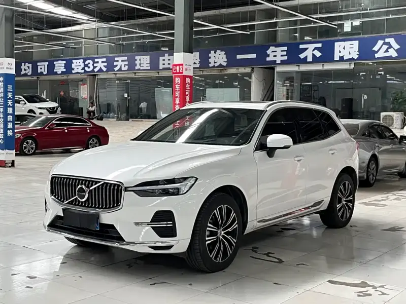Volvo XC60, 2022