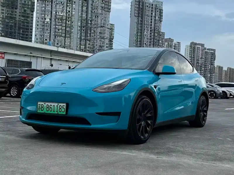 Tesla Model Y, 2022