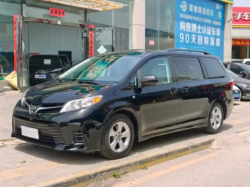 Toyota Sienna, 2019